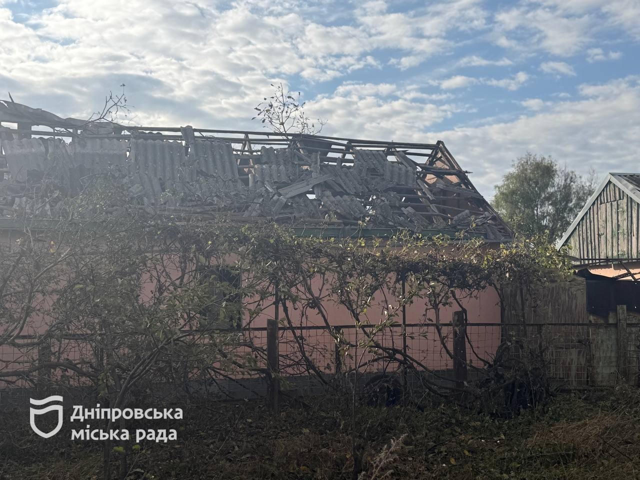 Дніпро оговтується після ранкової ворожої атаки 20 жовтня