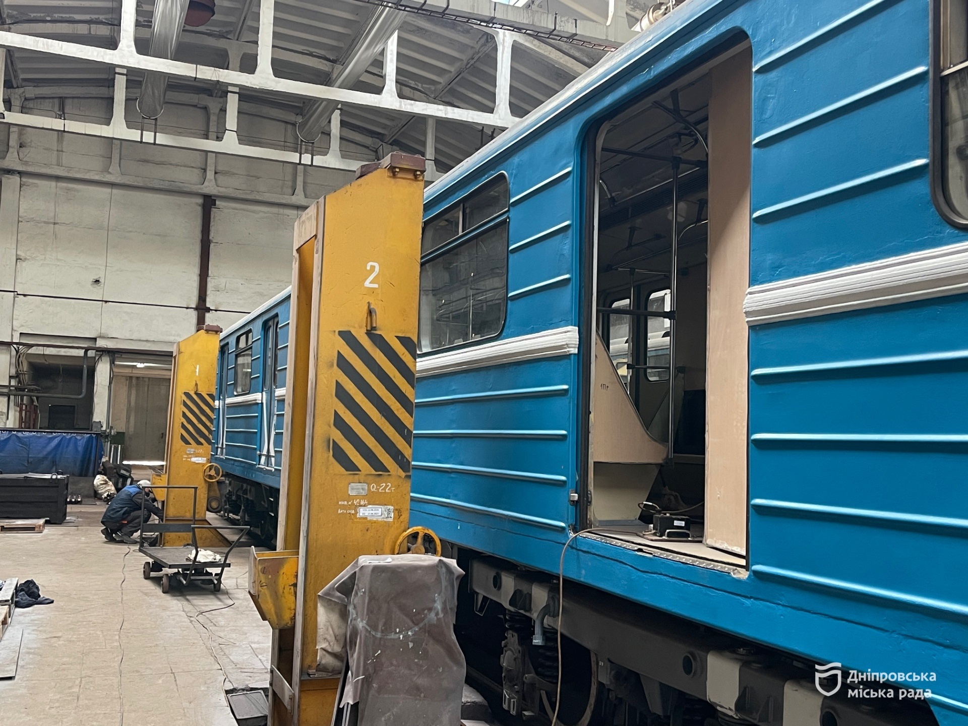 Безпека понад усе. У Дніпрі продовжують ремонтувати вагони метро - 08.10.2026