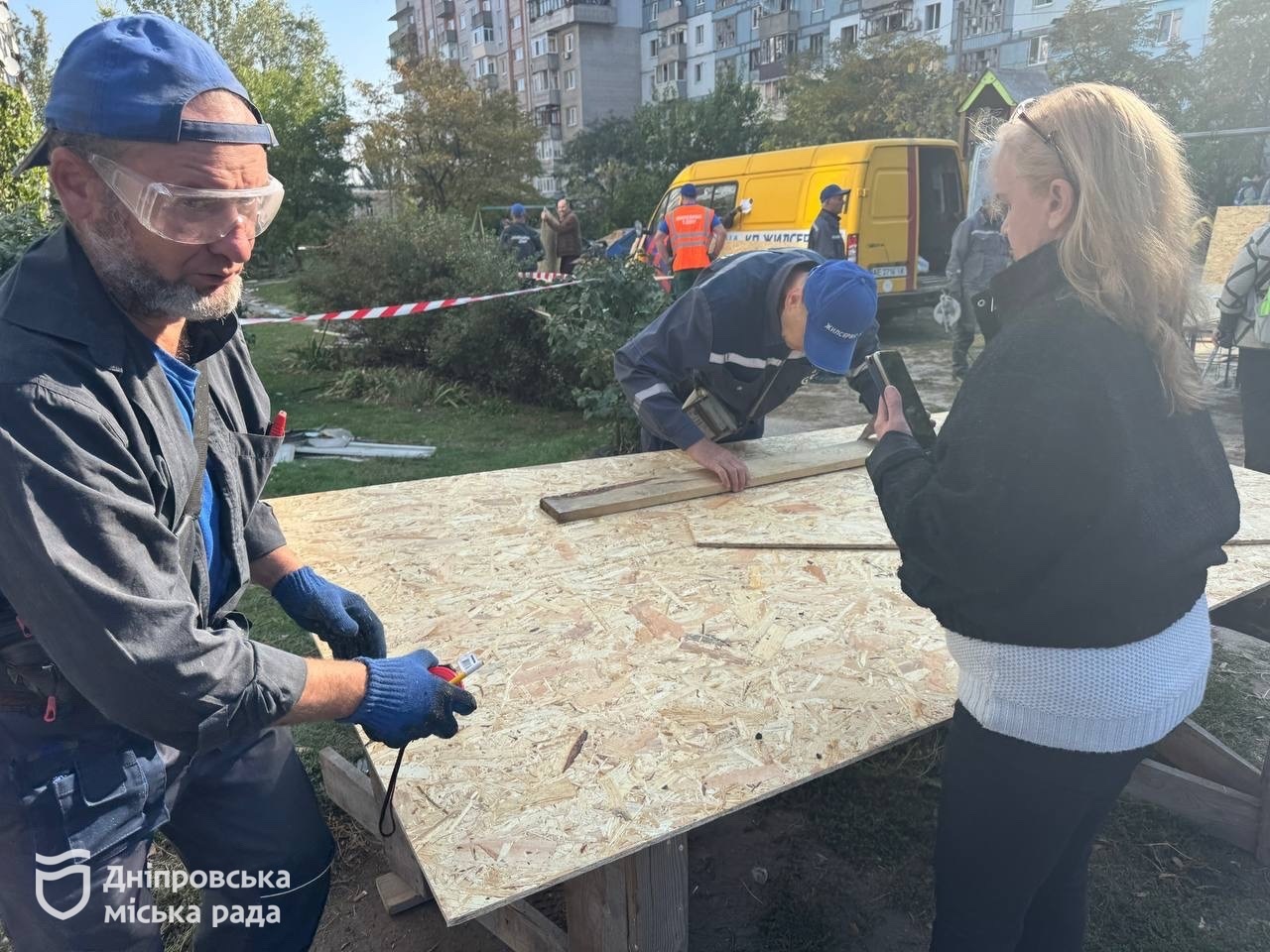 У Дніпрі внаслідок атаки рф ввечері 10 жовтня пошкоджено будинки, поліклініку та заклад освіти. Ліквідація наслідків триває - 11.10.2026