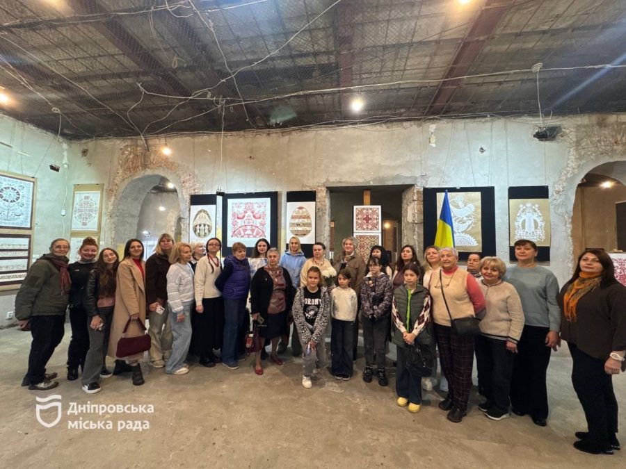 У Дніпрі відкрили виставку витинанок, присвячену красі та культурній самобутності Придніпров’я - 21.10.2026