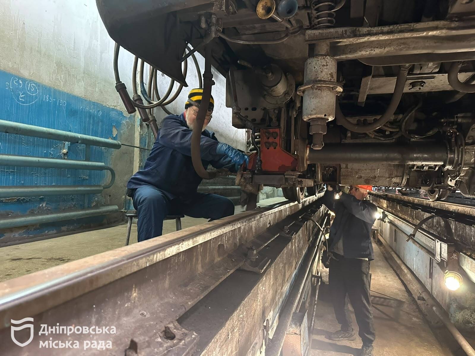 У Дніпрі проводять осінній огляд вагонів метро - 23.10.2026