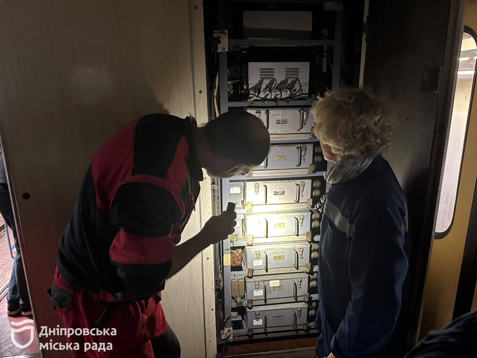 У Дніпрі проводять осінній огляд вагонів метро - 23.10.2026
