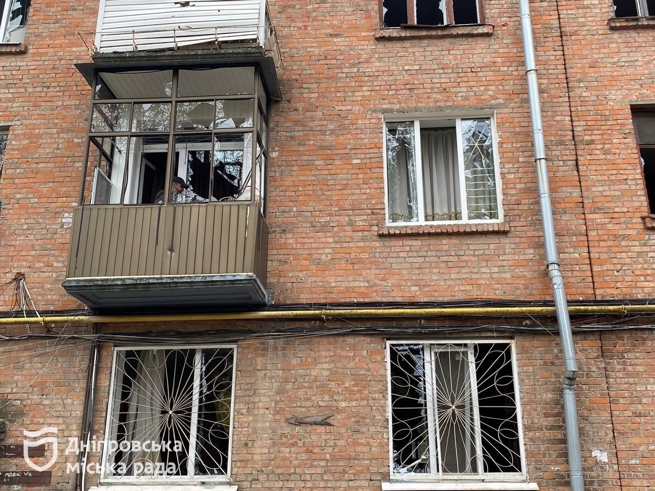У Дніпрі внаслідок атаки 30 жовтня пошкоджено п’ять житлових будинків та гімназію - 30.10.2026