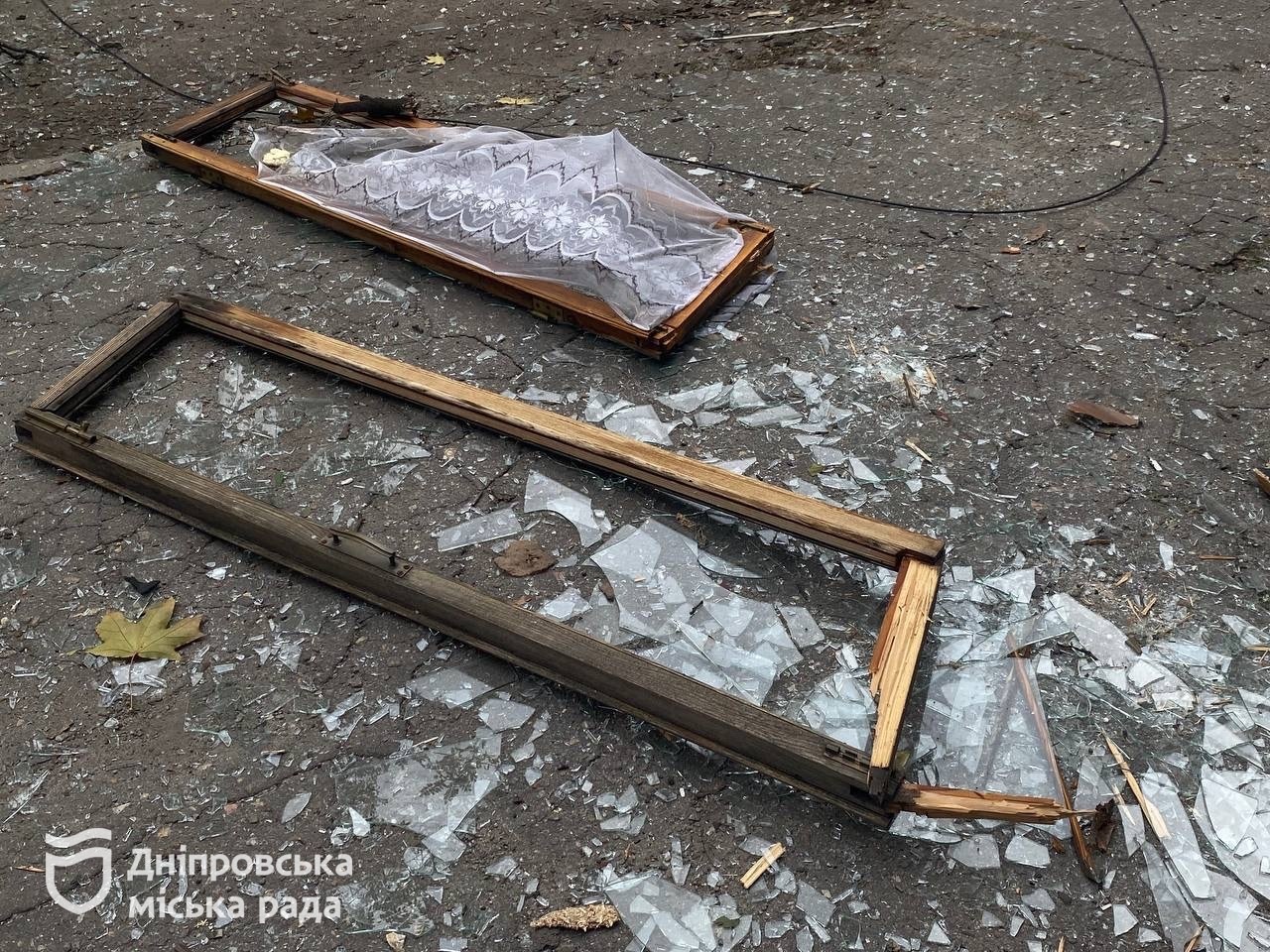 У Дніпрі внаслідок атаки 30 жовтня пошкоджено п’ять житлових будинків та гімназію - 30.10.2026