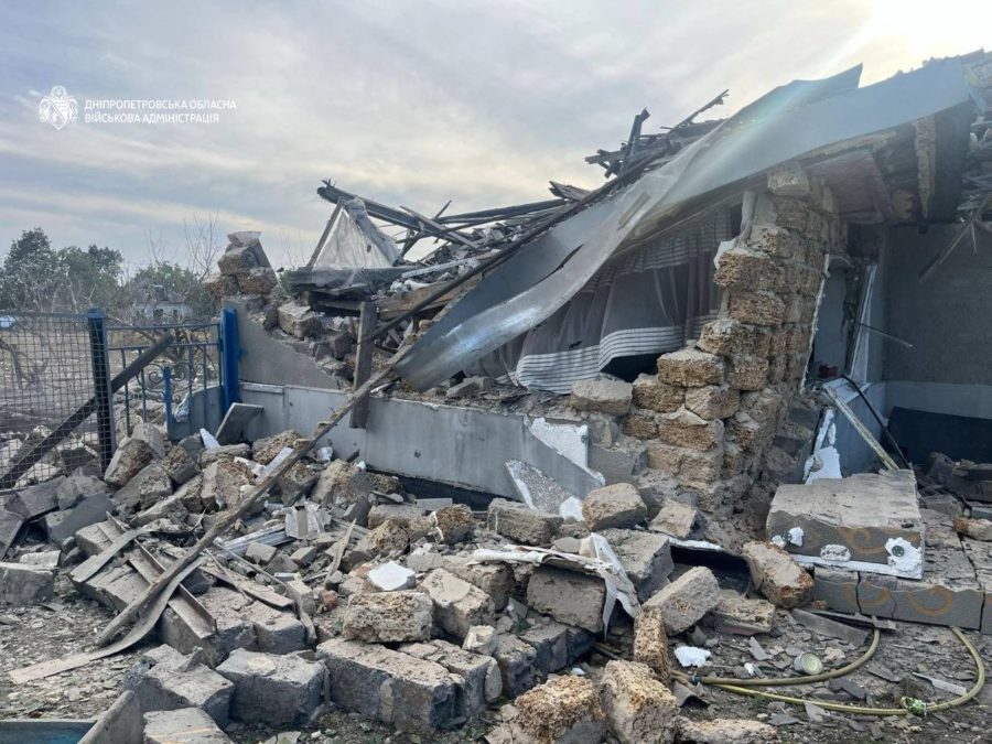 Четверо людей дістали поранень: понад 30 разів ворог атакував чотири райони Дніпропетровщини - 01.10.2026