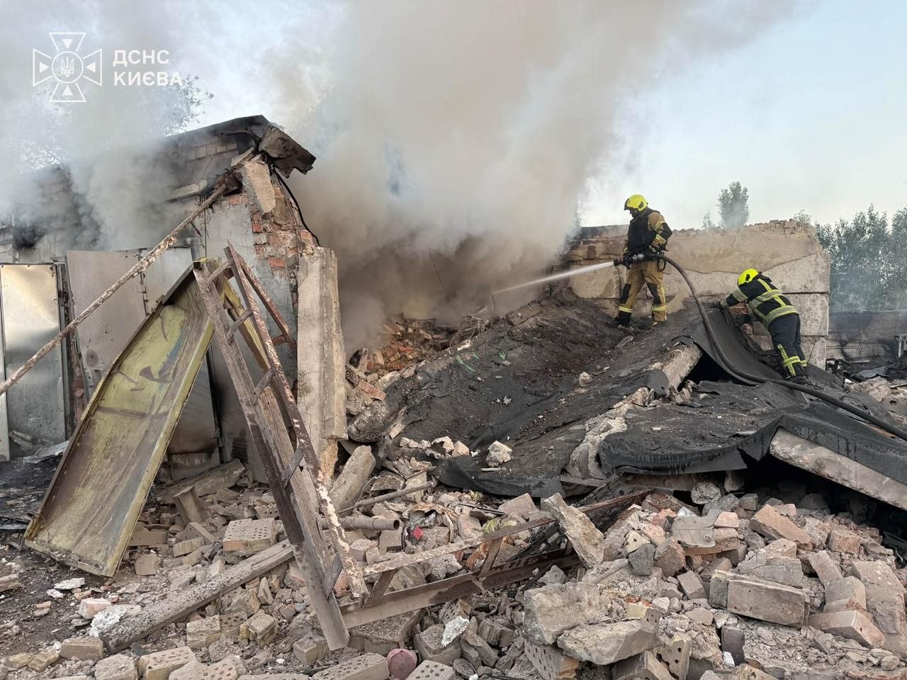 Масована комбінована атака на Україну вночі 7.10.2026: є загиблі та поранені