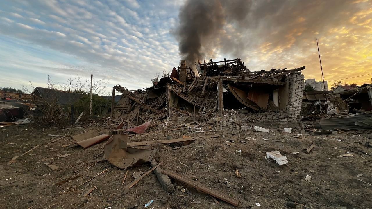 Масована комбінована атака на Україну вночі 7.10.2026: є загиблі та поранені