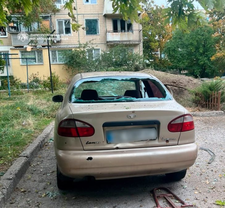 Двоє людей загинули, ще двоє дістали поранень: понад 40 разів ворог атакував чотири райони Дніпропетровщини - 08.10.2026