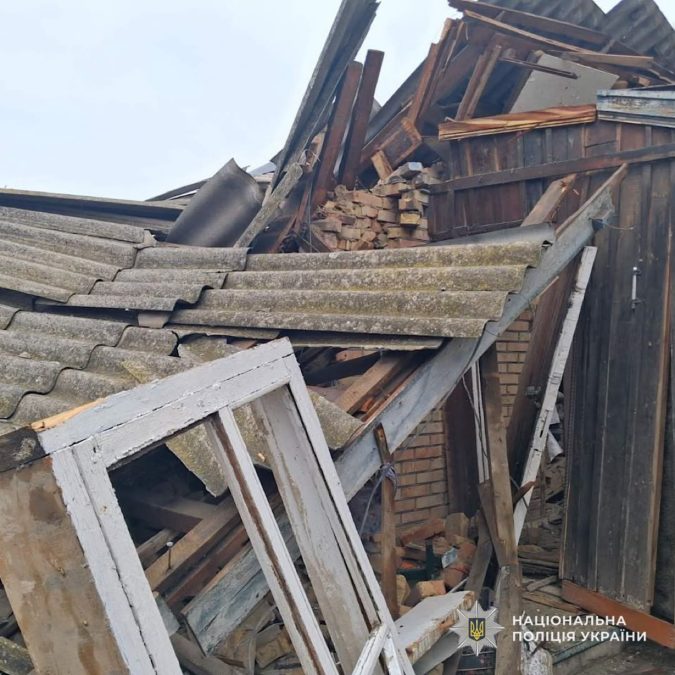 Шестеро людей постраждали внаслідок російських атак на Дніпропетровщині: поліція документує воєнні злочини - 18.10.2026 Шестеро людей постраждали внаслідок російських атак на Дніпропетровщині: поліція документує воєнні злочини - 18.10.2026