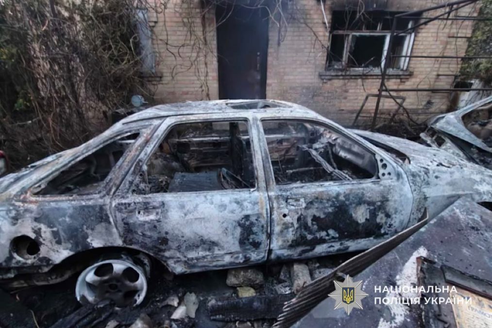 Одна людина загинула, ще троє дістали поранення внаслідок обстрілів Дніпропетровщини: поліція документує наслідки російських атак - 23.10.2026