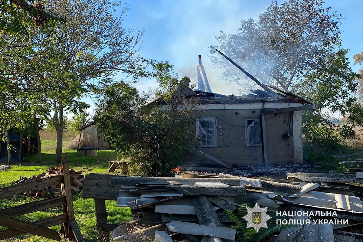 поліція показала наслідки російських атак на Дніпропетровщині
