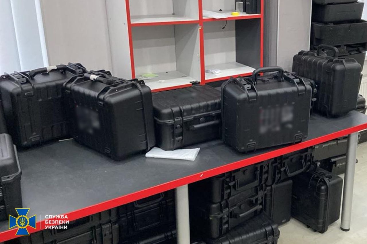 Понад 16 млн грн на дронах для ЗСУ СБУ викрила схему продажу списаних безпілотників