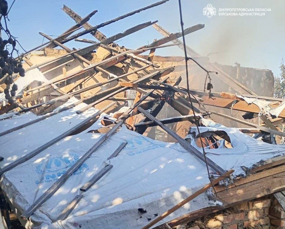 рф била по двох районах Дніпропетровщини дронами та артилерією