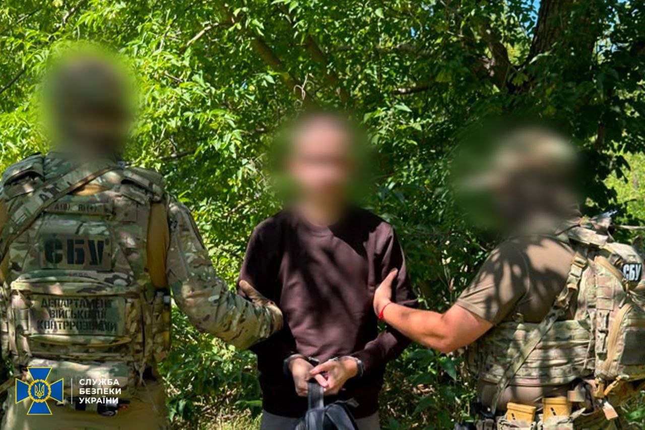 СБУ затримала «крота» фсб який навів російські ракети на позиції свого підрозділу де перебувало понад 100 дронарів