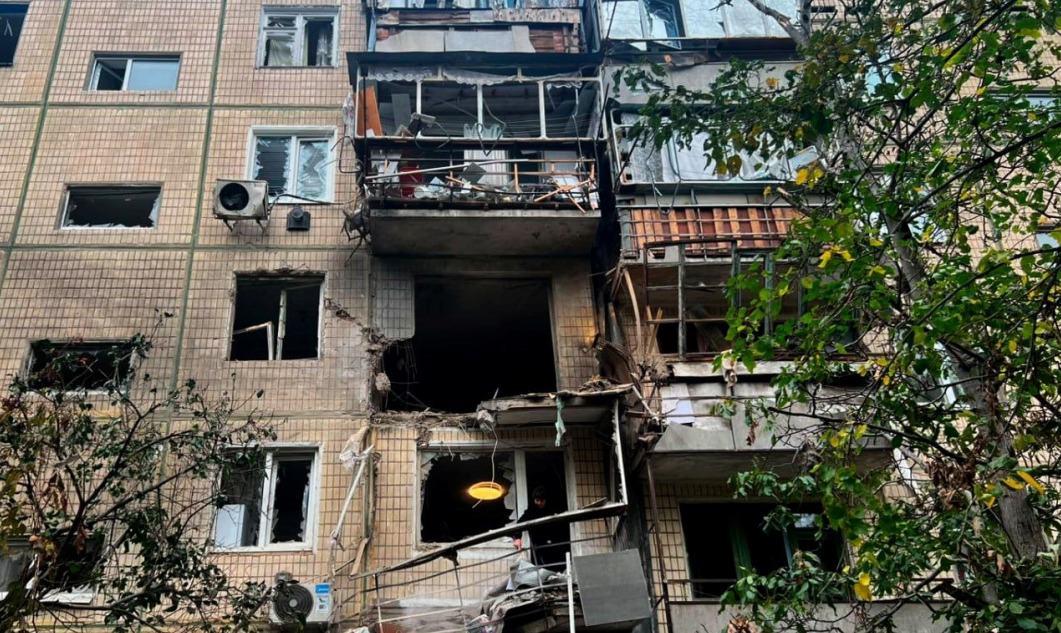 Загиблий і двоє поранених: майже 30 разів ворог атакував Дніпропетровщину - 16.10.2026