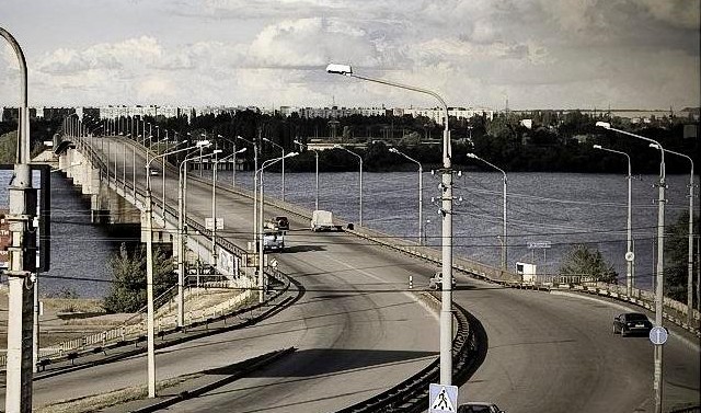 У Дніпрі на місяць звужують проїзну частину Південного мосту з 24.10.2026 до 22.11.2026 для ремонтних робіт