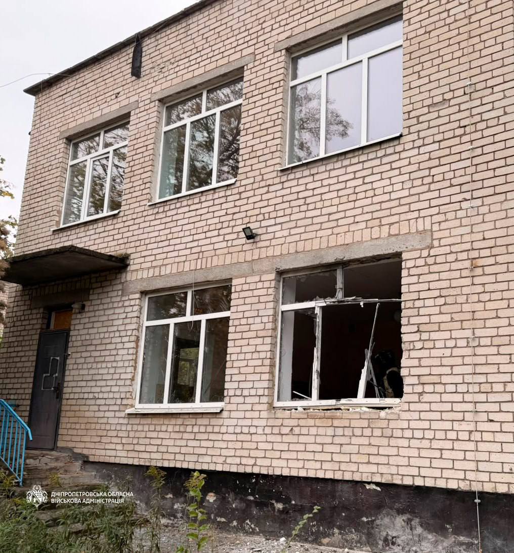 Троє поранених і пошкоджені будинки росіяни понад 30 разів атакували Дніпропетровщину