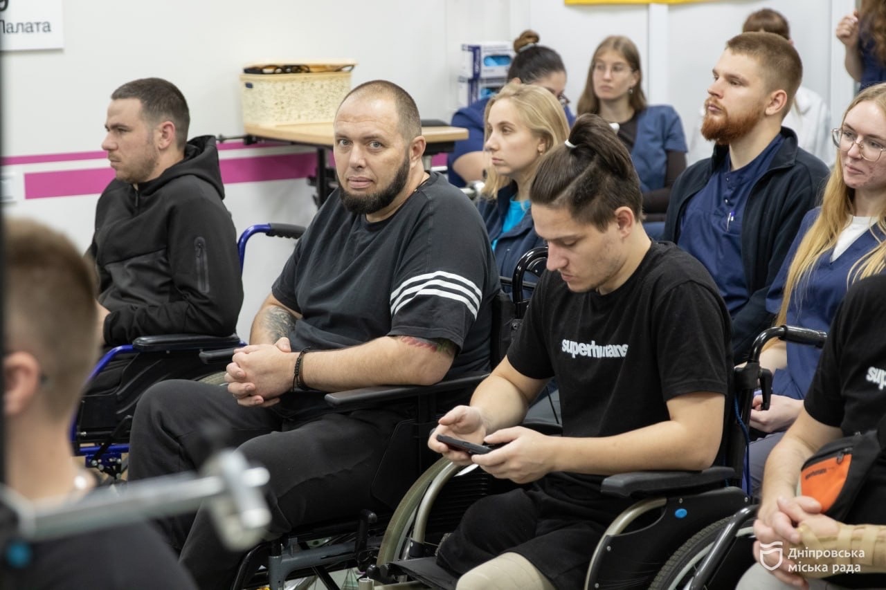 У Дніпрі для військових на реабілітації виступили скрипаль Назарій Пилатюк і композитор Усеїн Бекіров