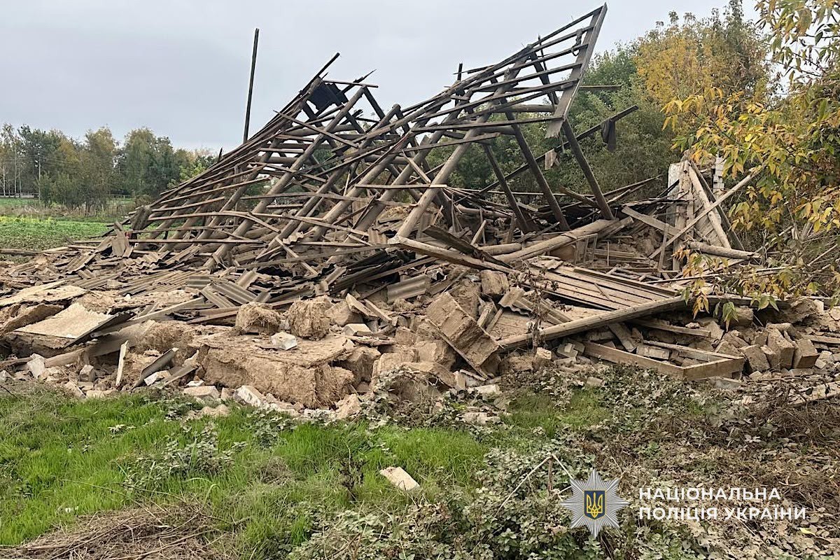Загинули троє людей є поранена поліція показала наслідки атак на Дніпропетровщині